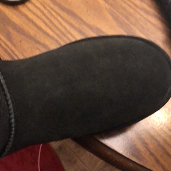 Ugg boots like new - Picture 11 of 14